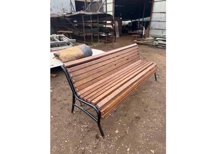 Металлическая скамейка Комфорт